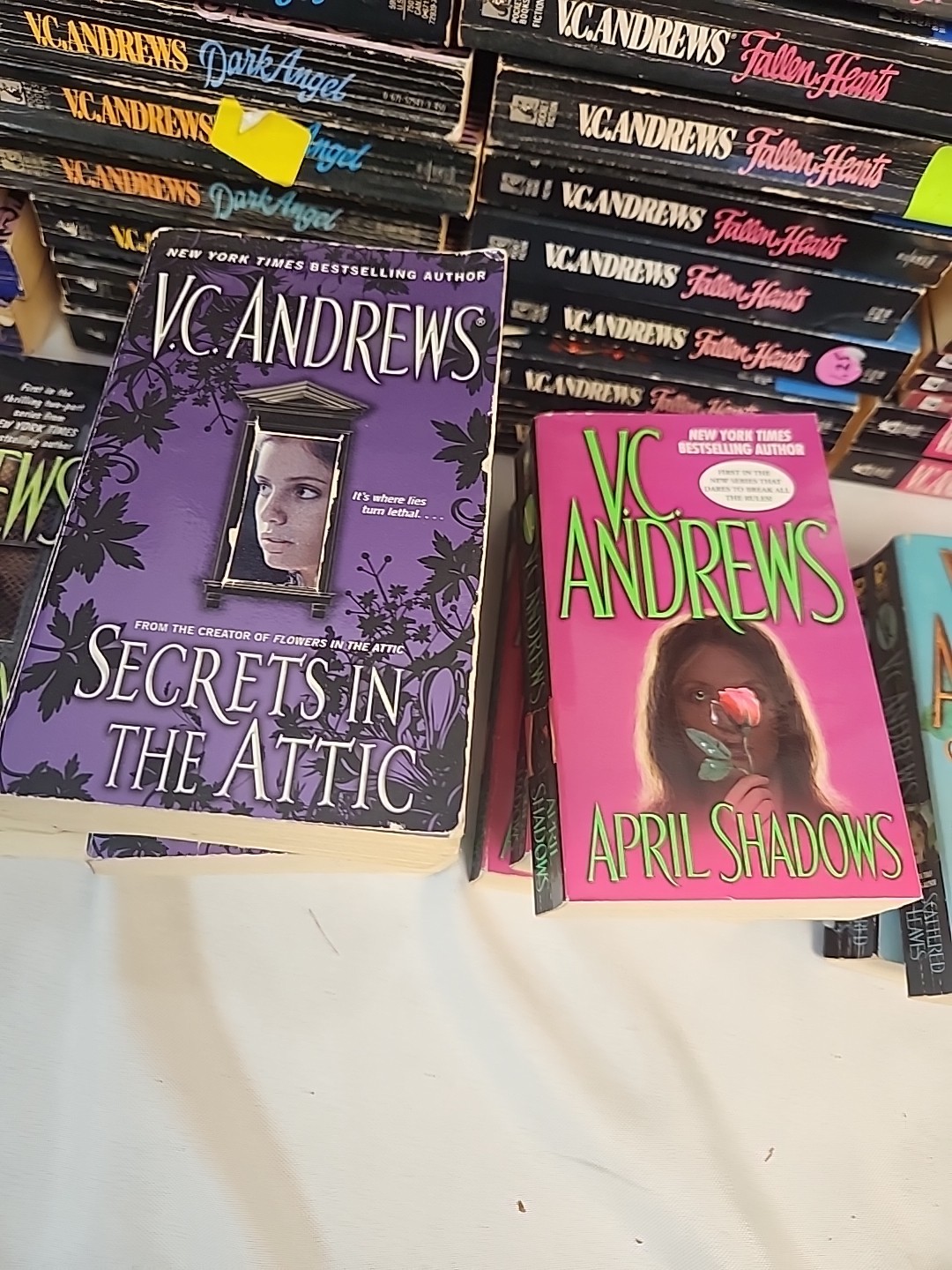 VC Andrews PAPERBACK BOOK/BOOKS /VARIOUS TITLES /CHOICE