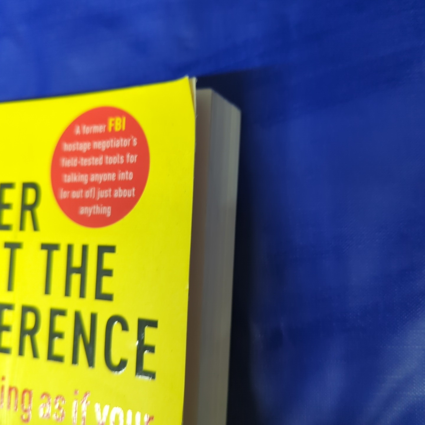 Never Split the Difference Negotiating as if your Life Depended…Paperback Book