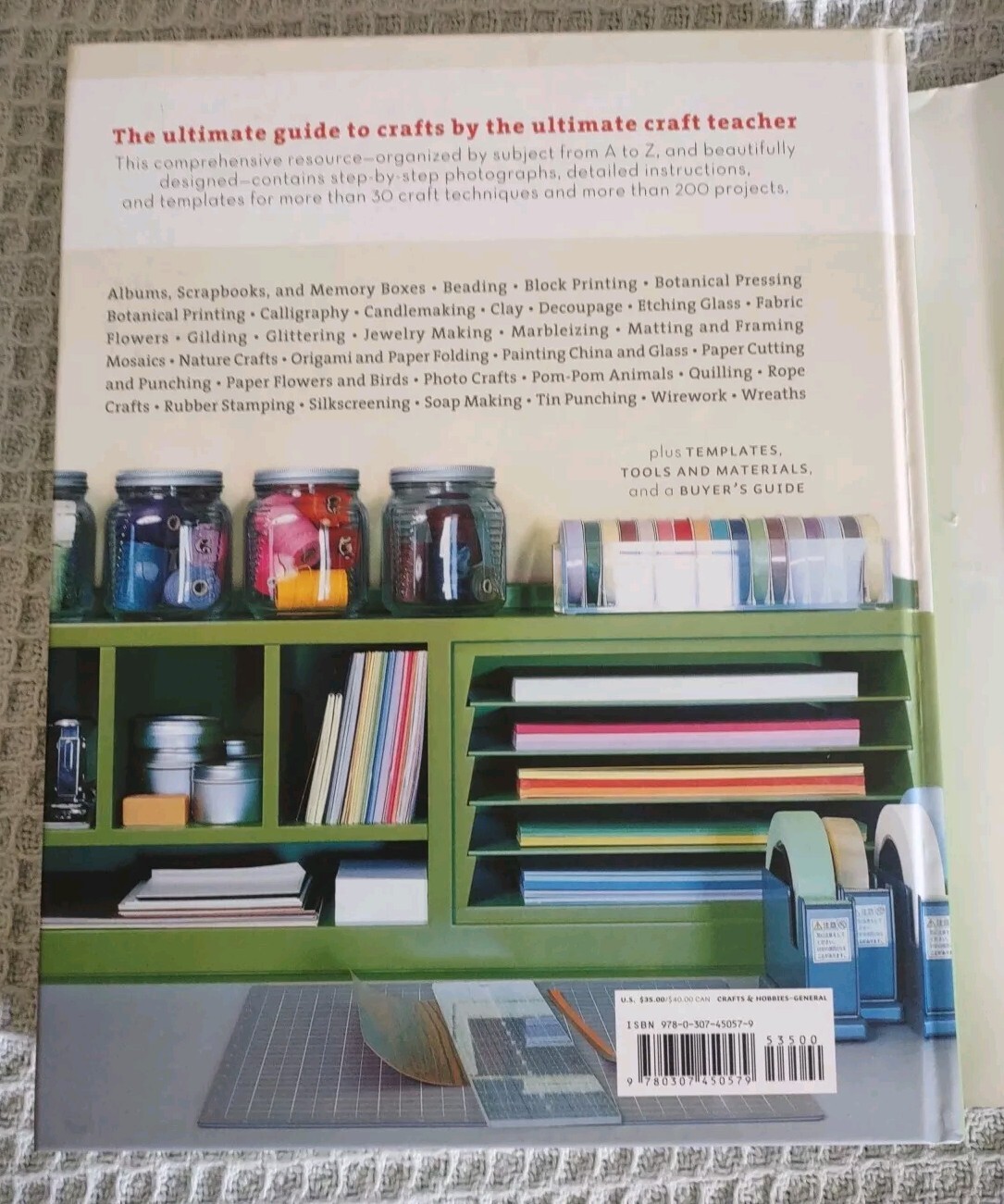 2009 First Edition Hardcover Book: Martha Stewart’s Encyclopedia Of Crafts