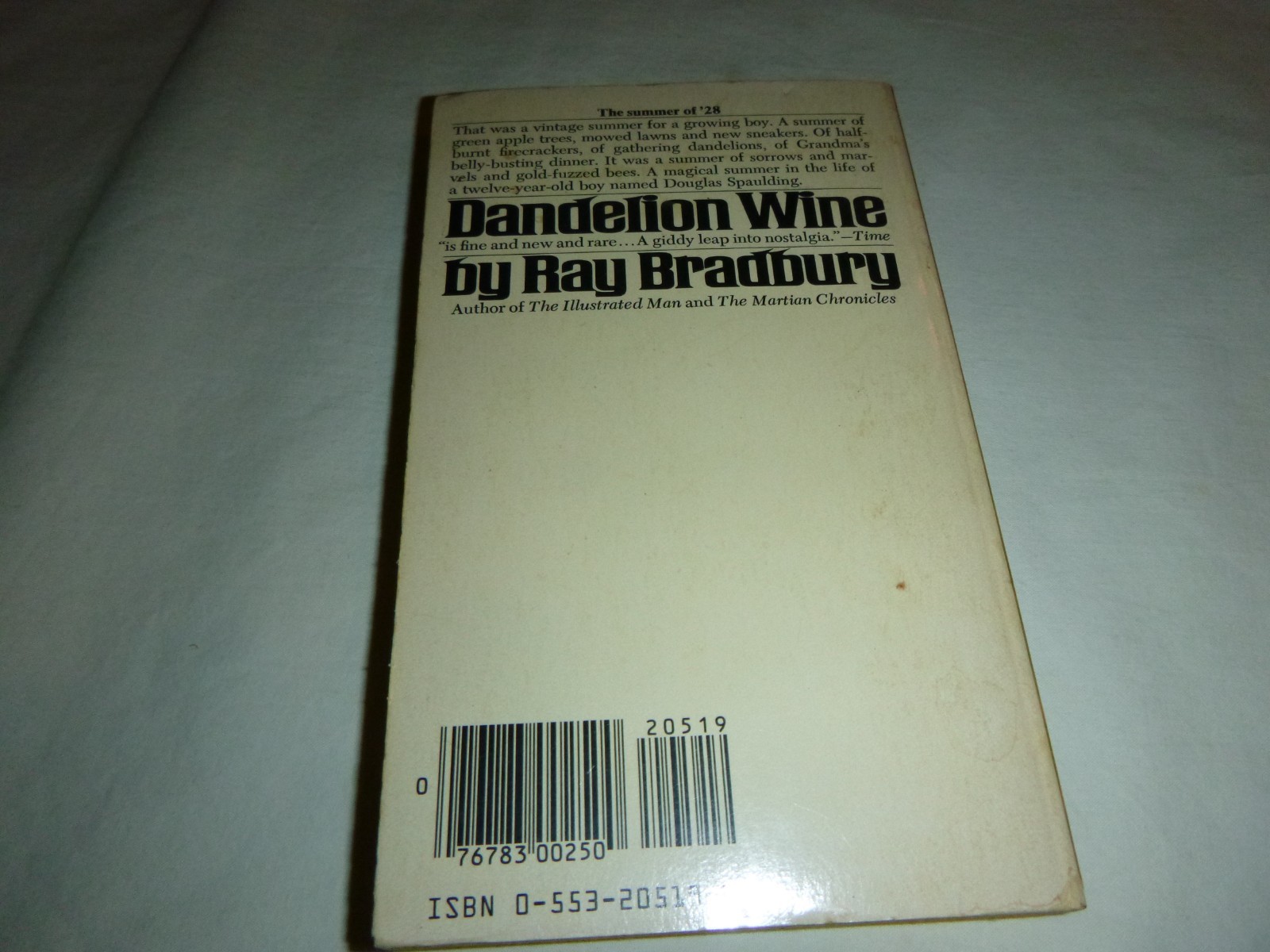 Dandelion Wine by Ray Bradbury – Vintage 1981 Paperback Book