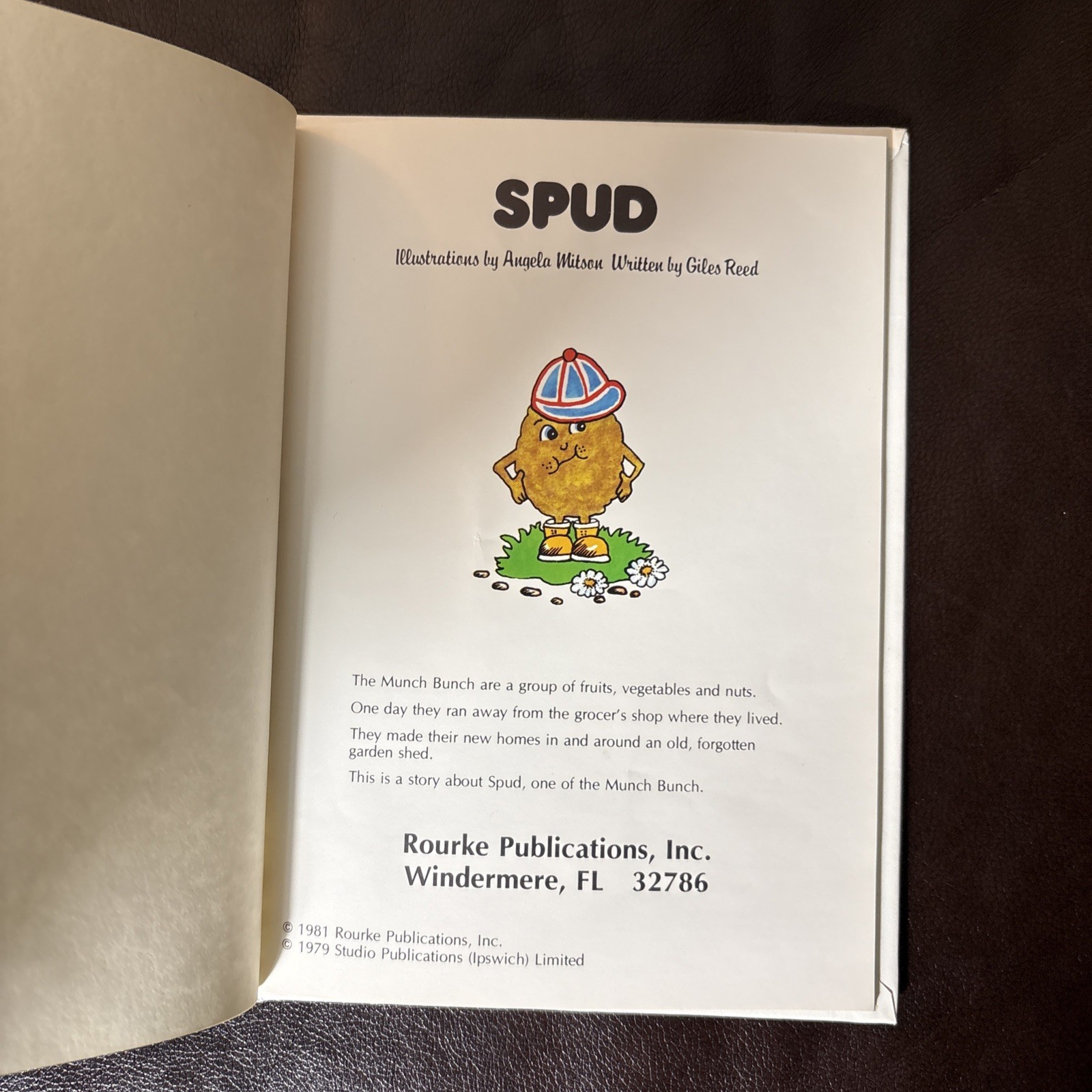 1981 SPUD A Munch Bunch Book Hardcover by Giles Reed