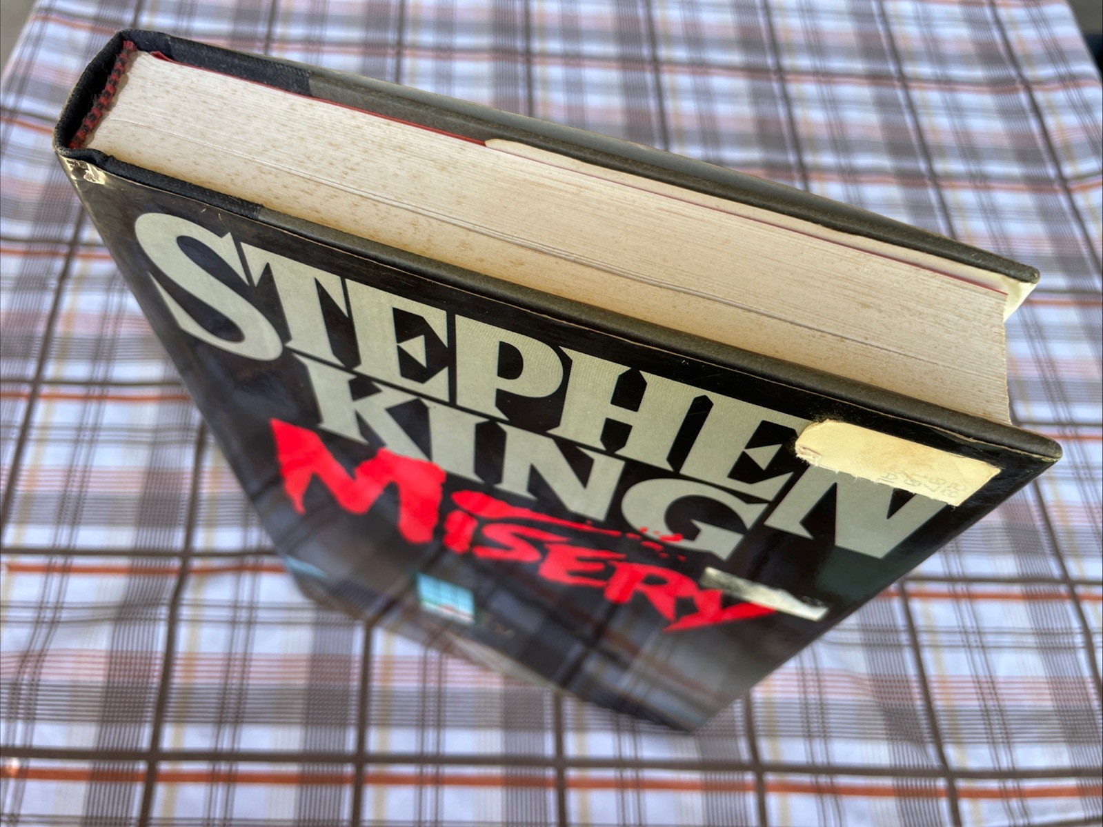 Misery by Stephen King (1987 Viking HCDJ 1st Edition 2nd Printing June Horror)