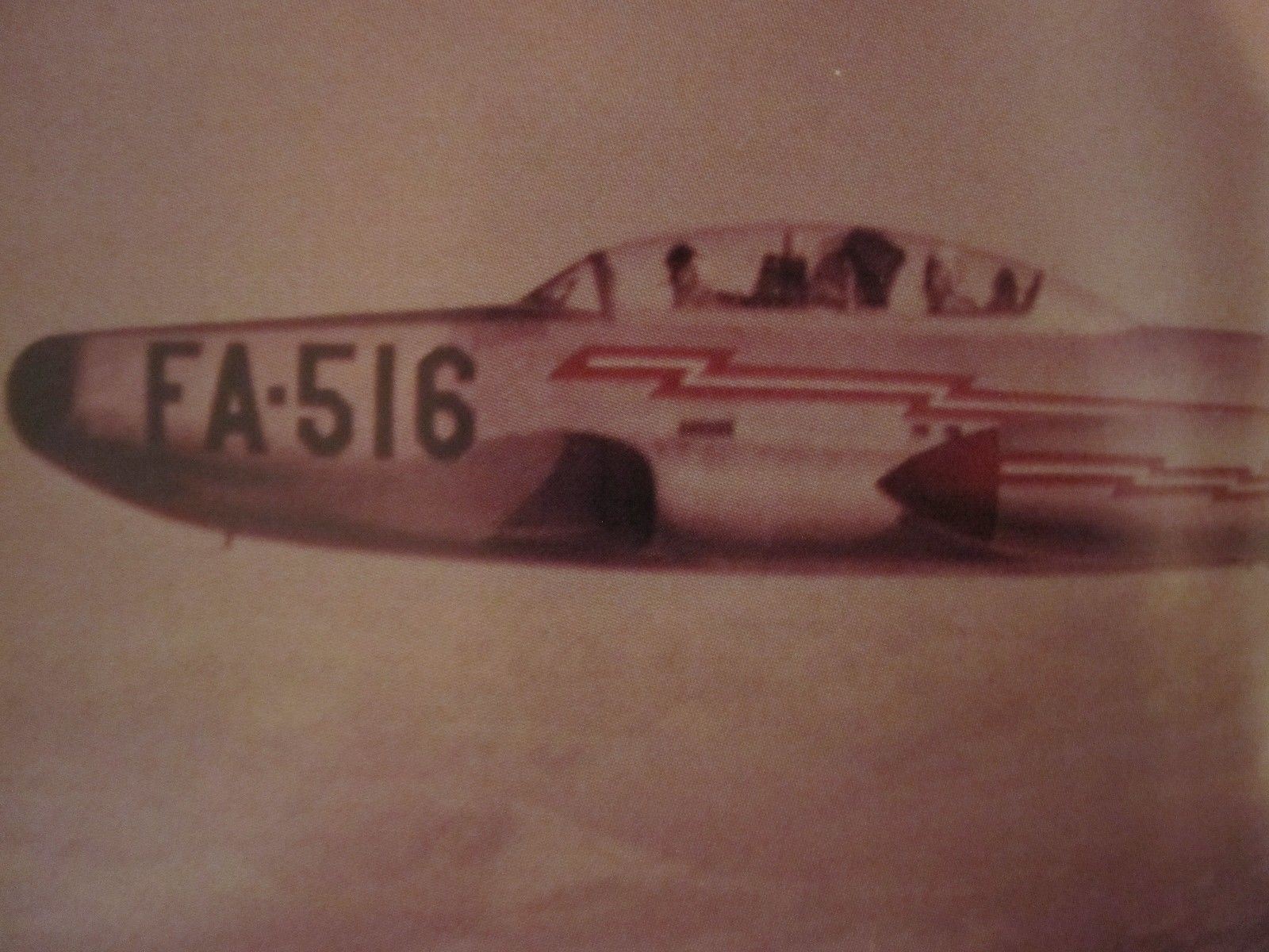 Lockheed F-94 Starfire: A Photo Chronicle – Color Photos, 128 pages