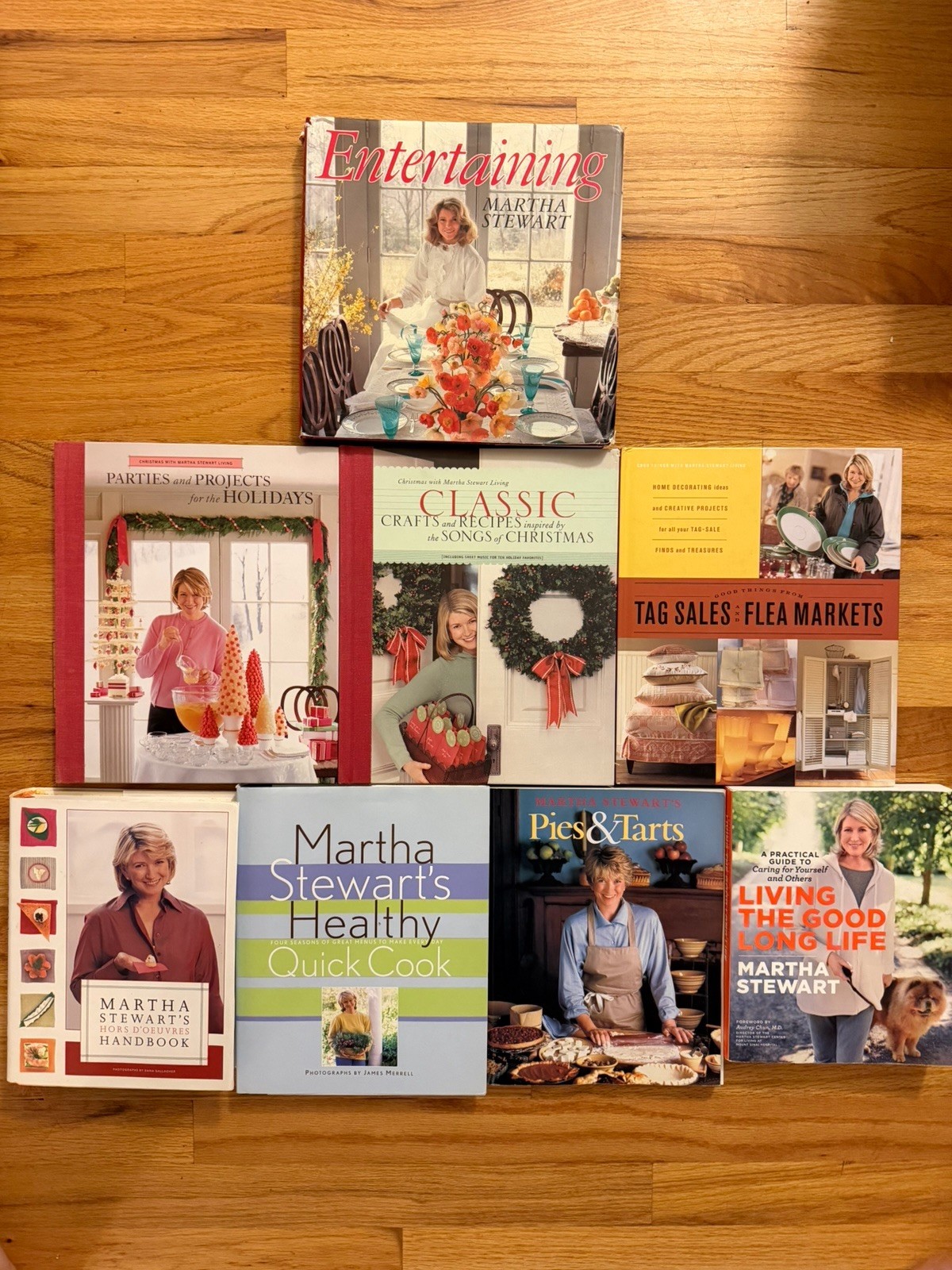 Lot 8 Martha Stewart Books: Entertaining First Ed; Pies Hors D’oeuvres Christmas