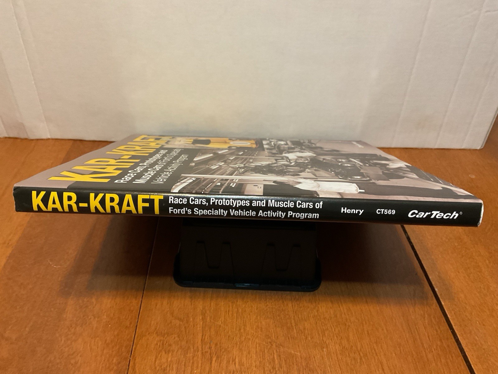 KAR-KRAFT Race Cars Prototypes Muscle Cars FORD Charlie Henry Cartech CT569 2017