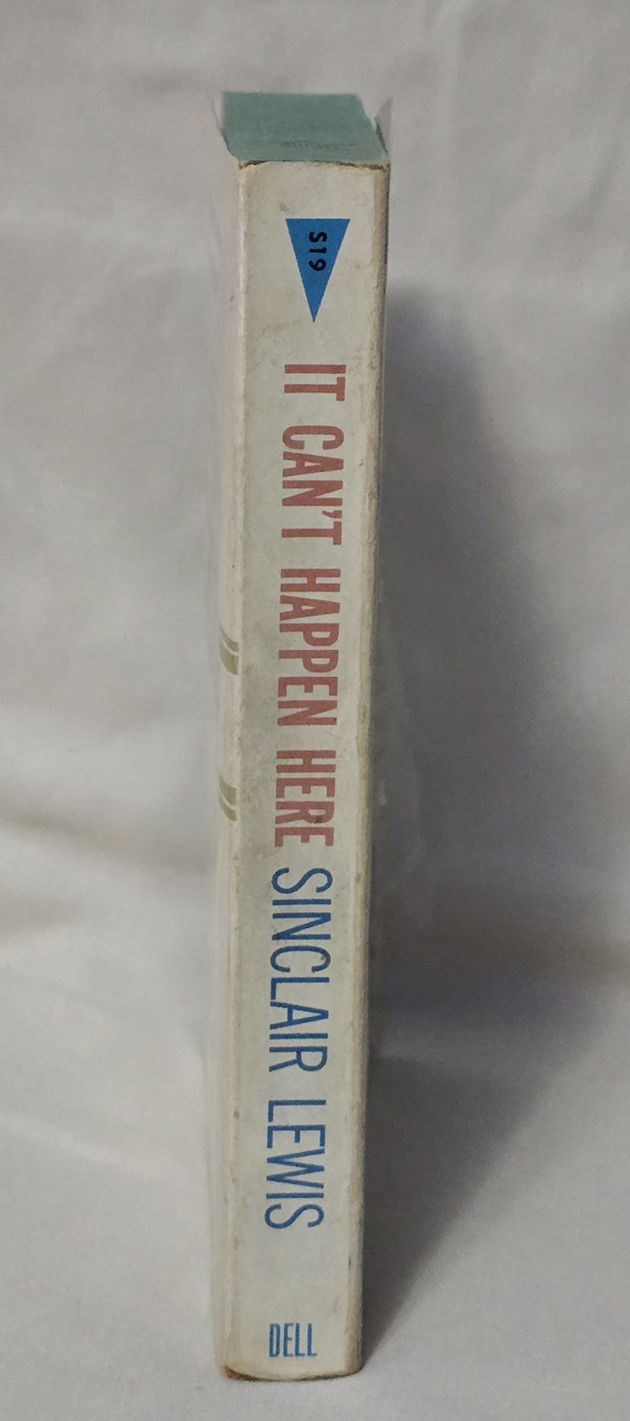 It Can’t Happen Here Sinclair Lewis Vintage Paperback 1st Dell Printing 1961