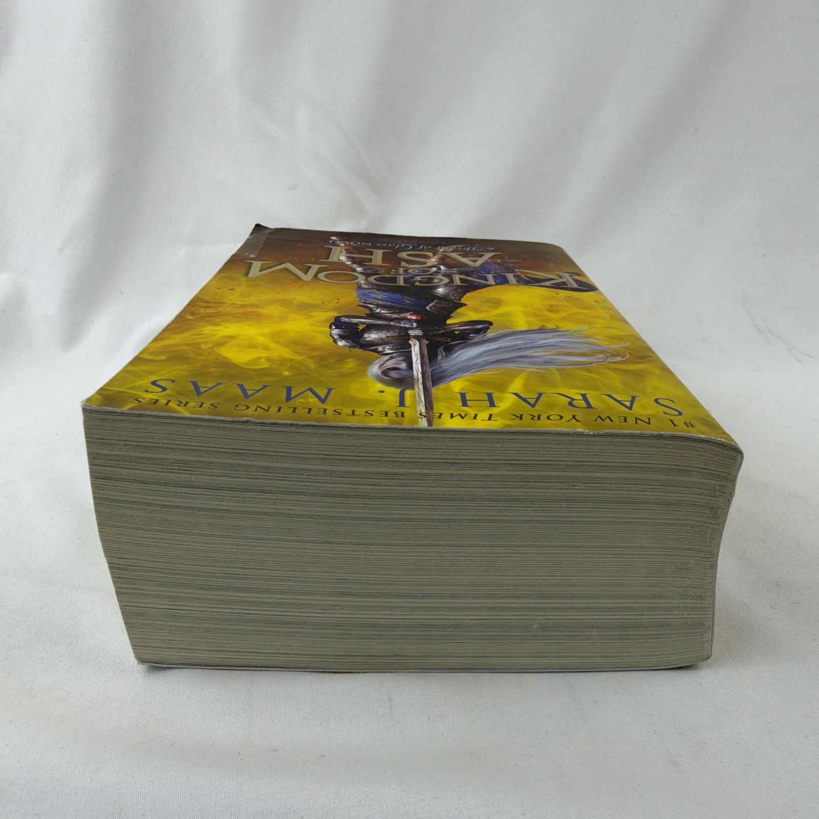 Kingdom of Ash (Throne of Glass, 7) – paperback Maas, Sarah J.