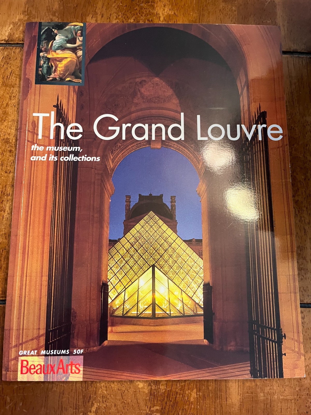 THE GRAND LOUVRE BEAUX ARTS PAPERBACK BOOK 2007 8.5 X 11 INCHES 35 PAGES