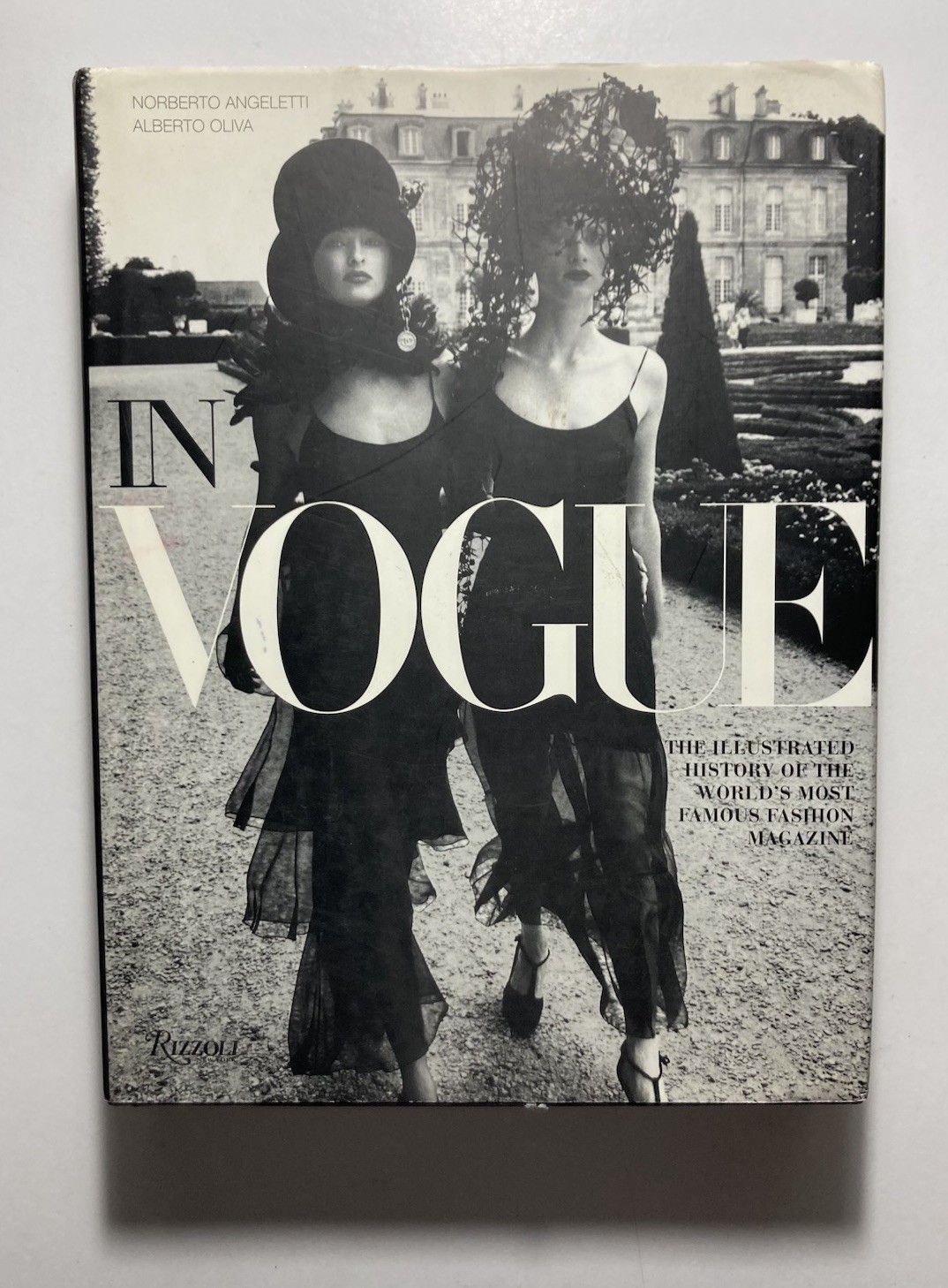 “IN VOGUE : The Illustrated History of…” Norberto Angeletti & Alberto Olivia HC
